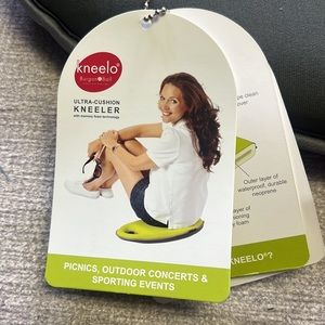 Burgon & Ball Kneelo - memory foam kneeler